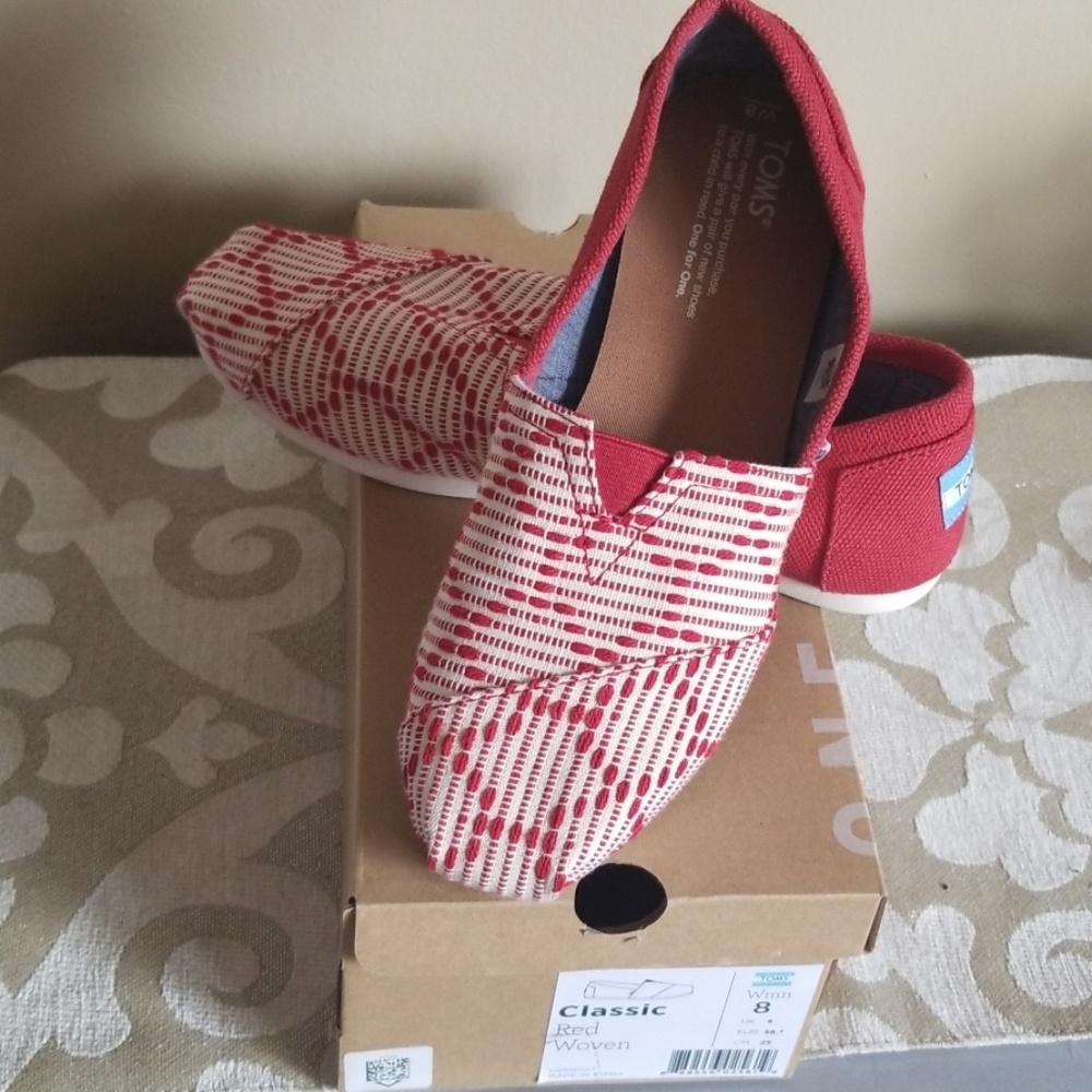 TOMS TOMS TOMS RED